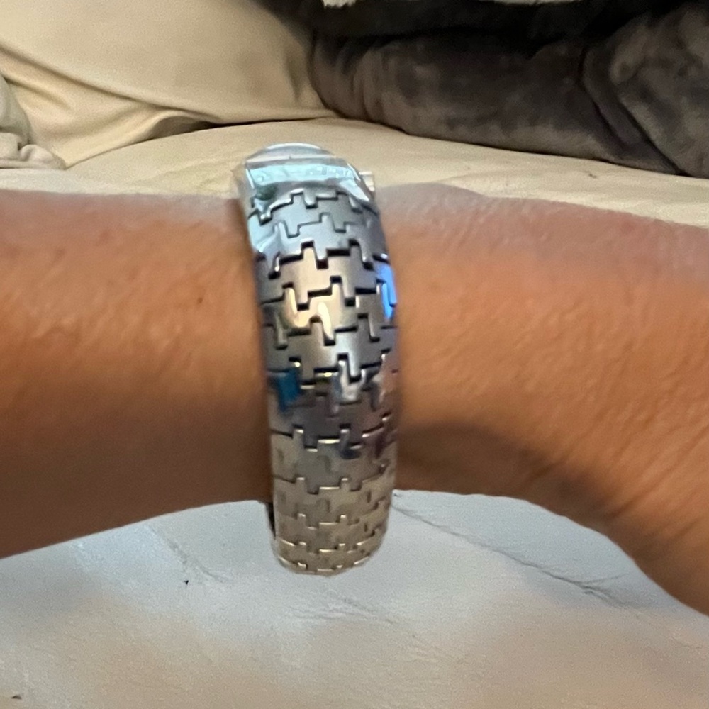 EUC Dior Silver Stainless Steel Women's hounds-tooth Link Bracelet Watch - Picture 7 of 16